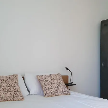 Holiday home Maison 19eme Renovee Avec Terrasse Et Bornes De Recharge - Fr-1-489-406 Cindre