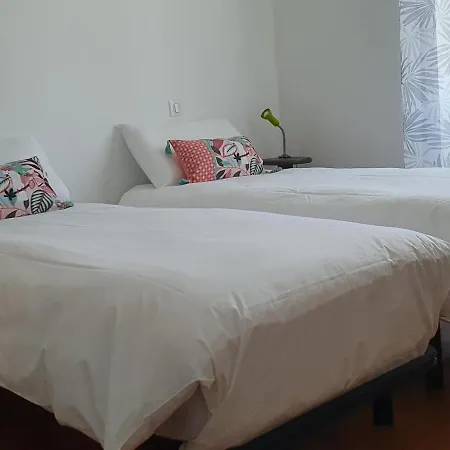 Maison 19eme Renovee Avec Terrasse Et Bornes De Recharge - Fr-1-489-406 Cindre