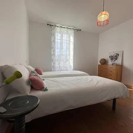 Maison 19eme Renovee Avec Terrasse Et Bornes De Recharge - Fr-1-489-406 Holiday home